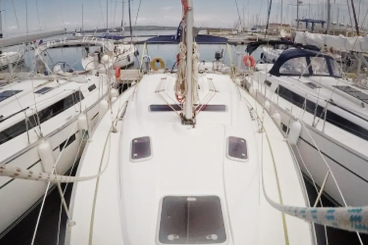 Bavaria 37, Alexandros I
