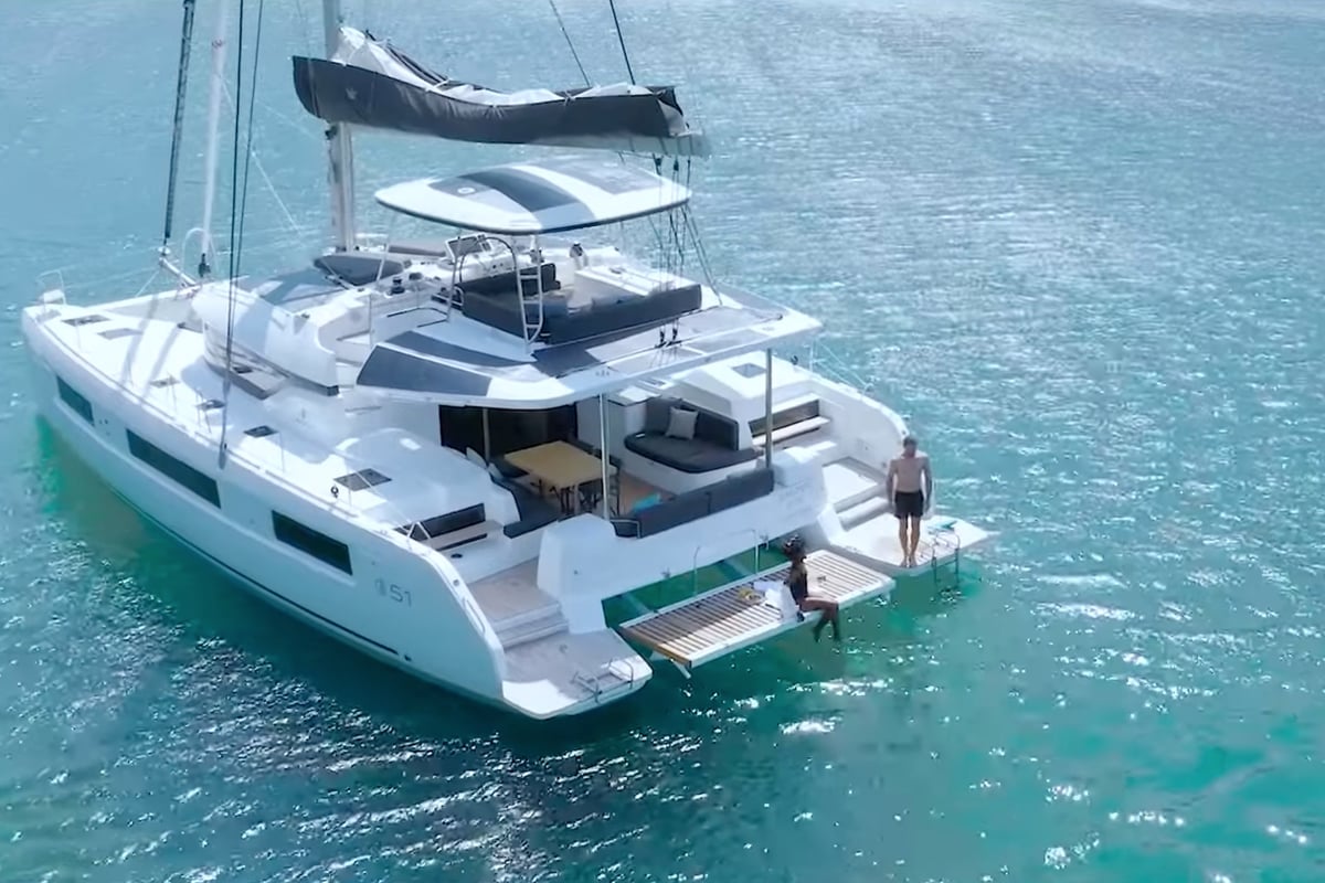 Lagoon 51, Premium