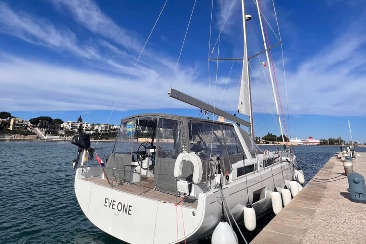 Oceanis 54, Eve One