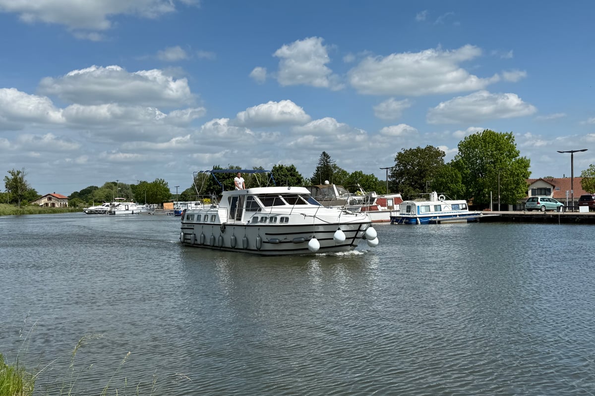 Tarpon 42, 2401