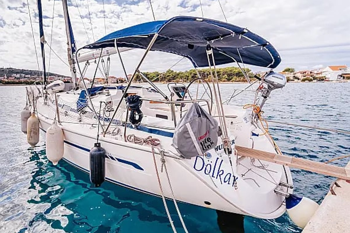 Bavaria Cruiser 36, Dolkar