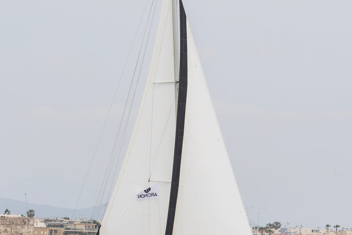 Sun Odyssey 42 i, Imagine