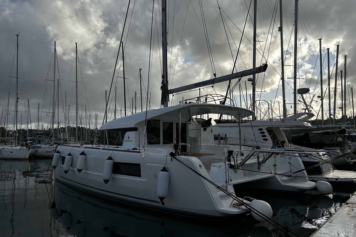 Lagoon 40, DIDOO