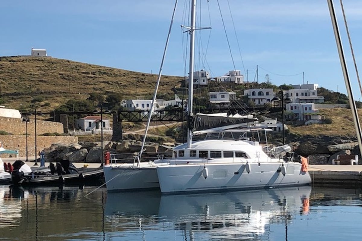 Lagoon 380, BUTTERFLY