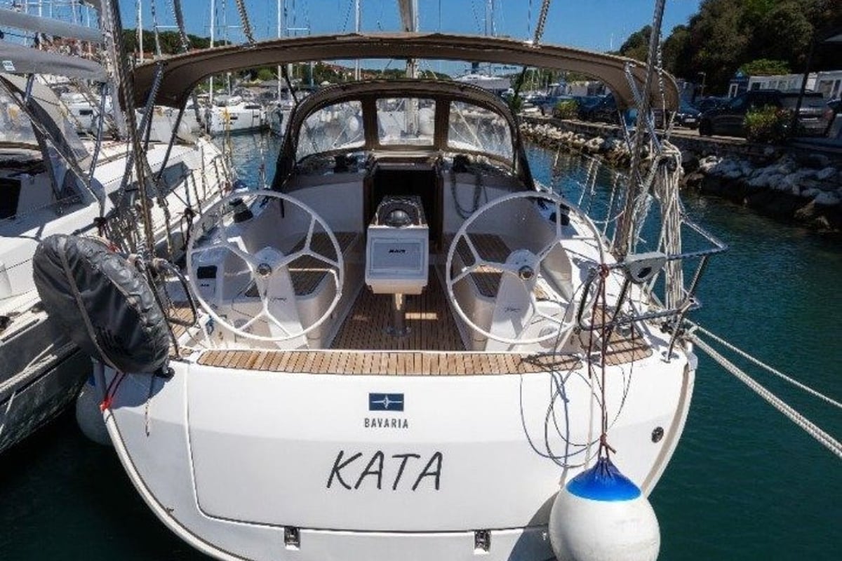 Bavaria Cruiser 37, KATA