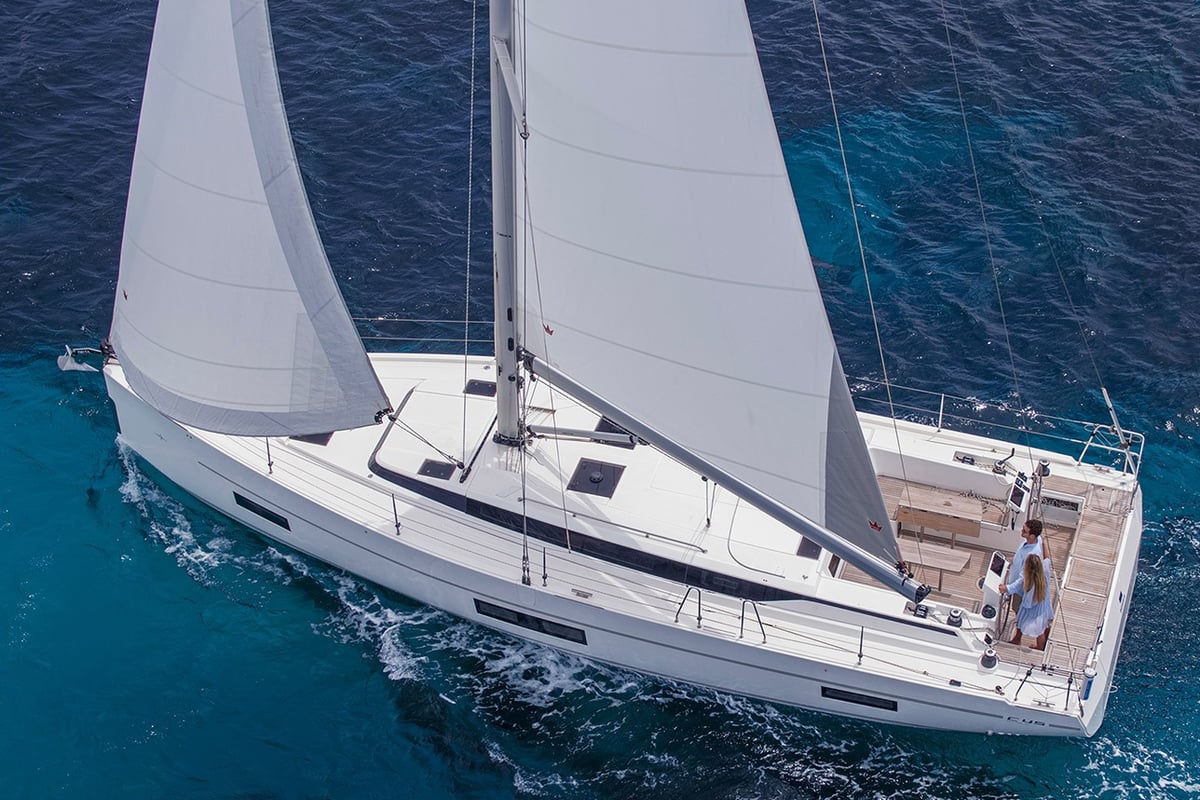 Bavaria C45, SILVER III