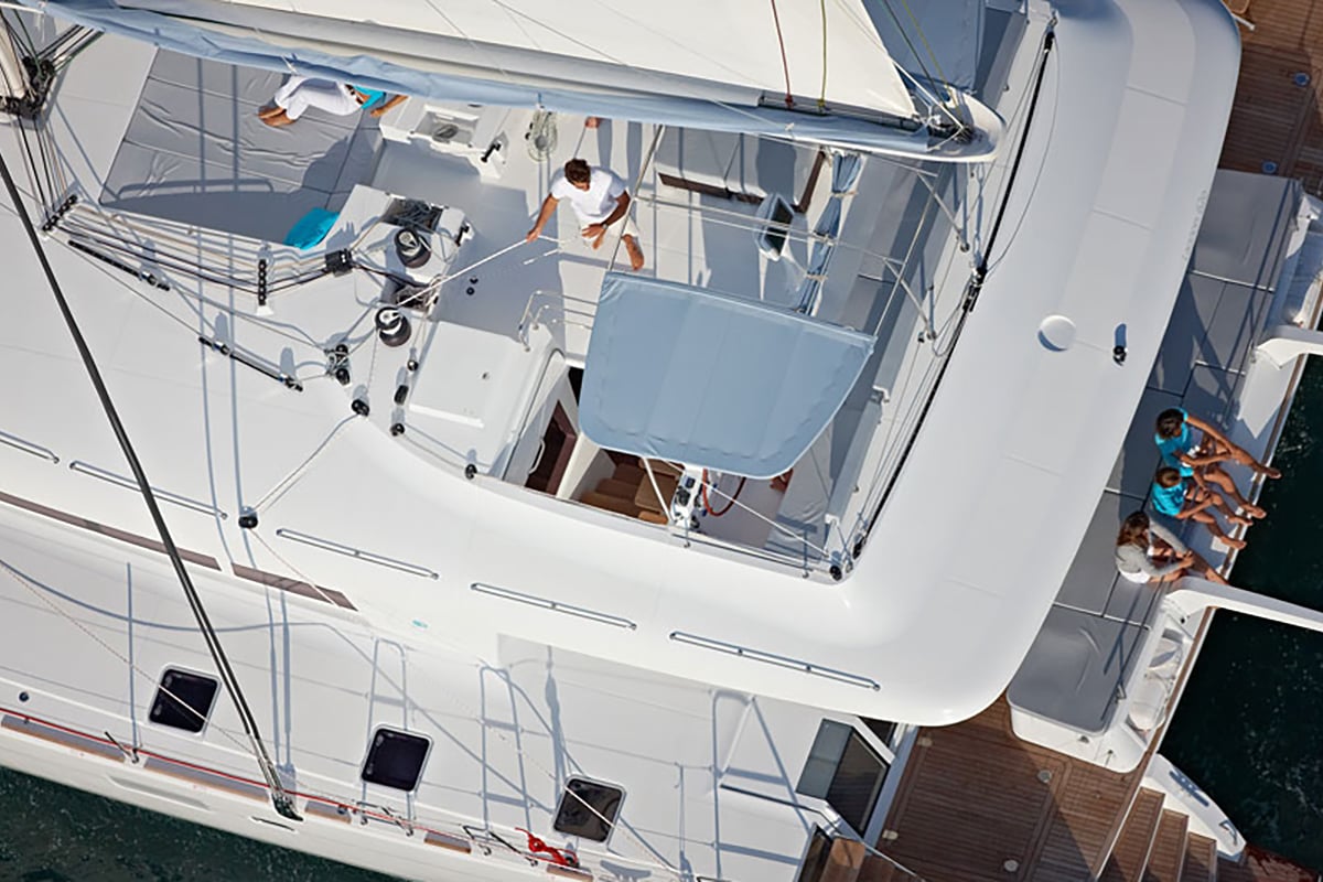 Lagoon 620, Shida