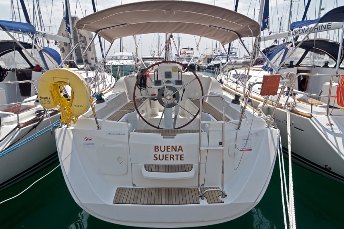 Sun Odyssey 33i, Buena Suerte