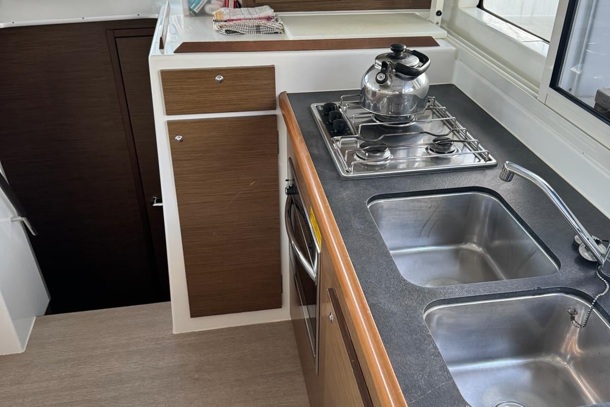 Lagoon 380, Oscar II