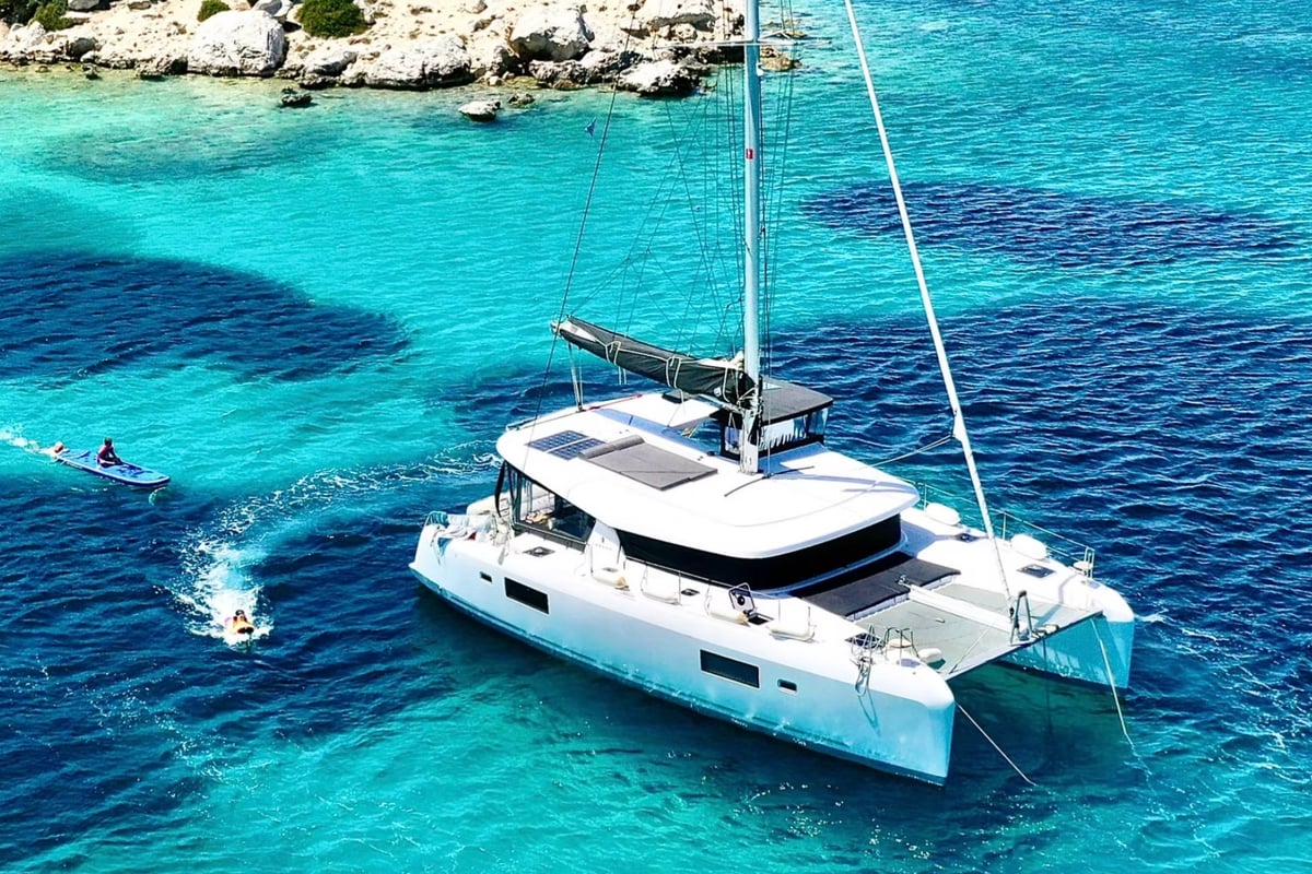 Lagoon 42, Melina