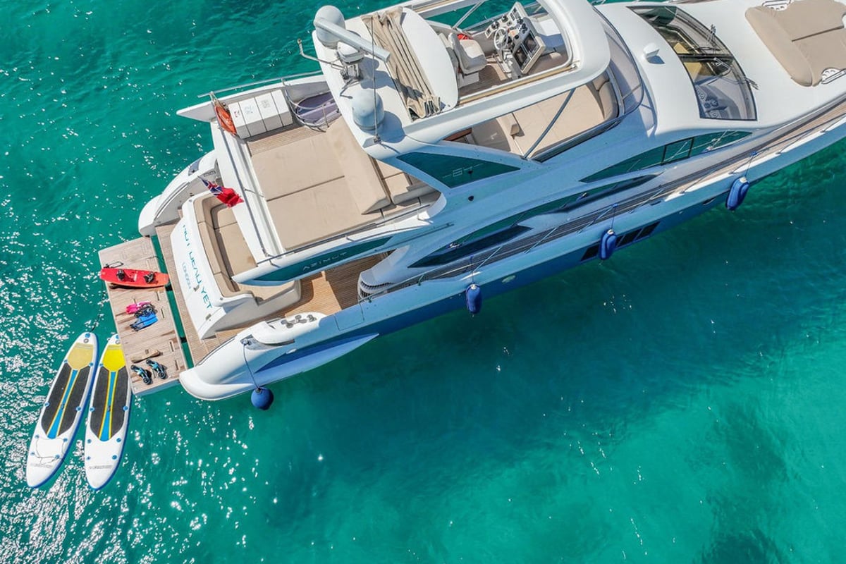 Azimut 64, Not Dead Yet