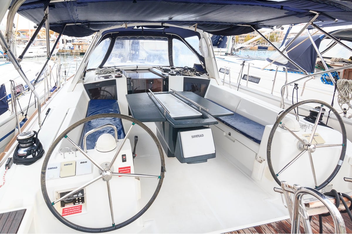 Oceanis 41, Katalina