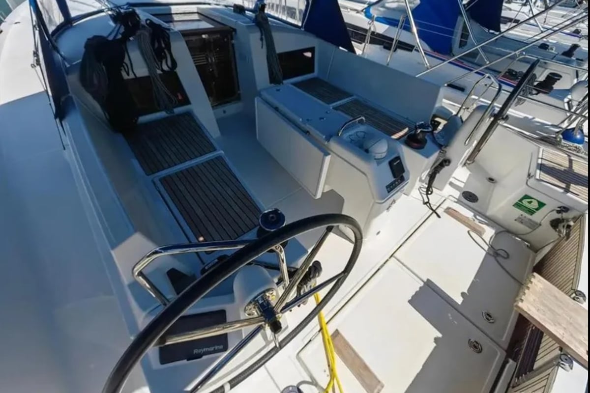 Sun Odyssey 440, AF-SO440N