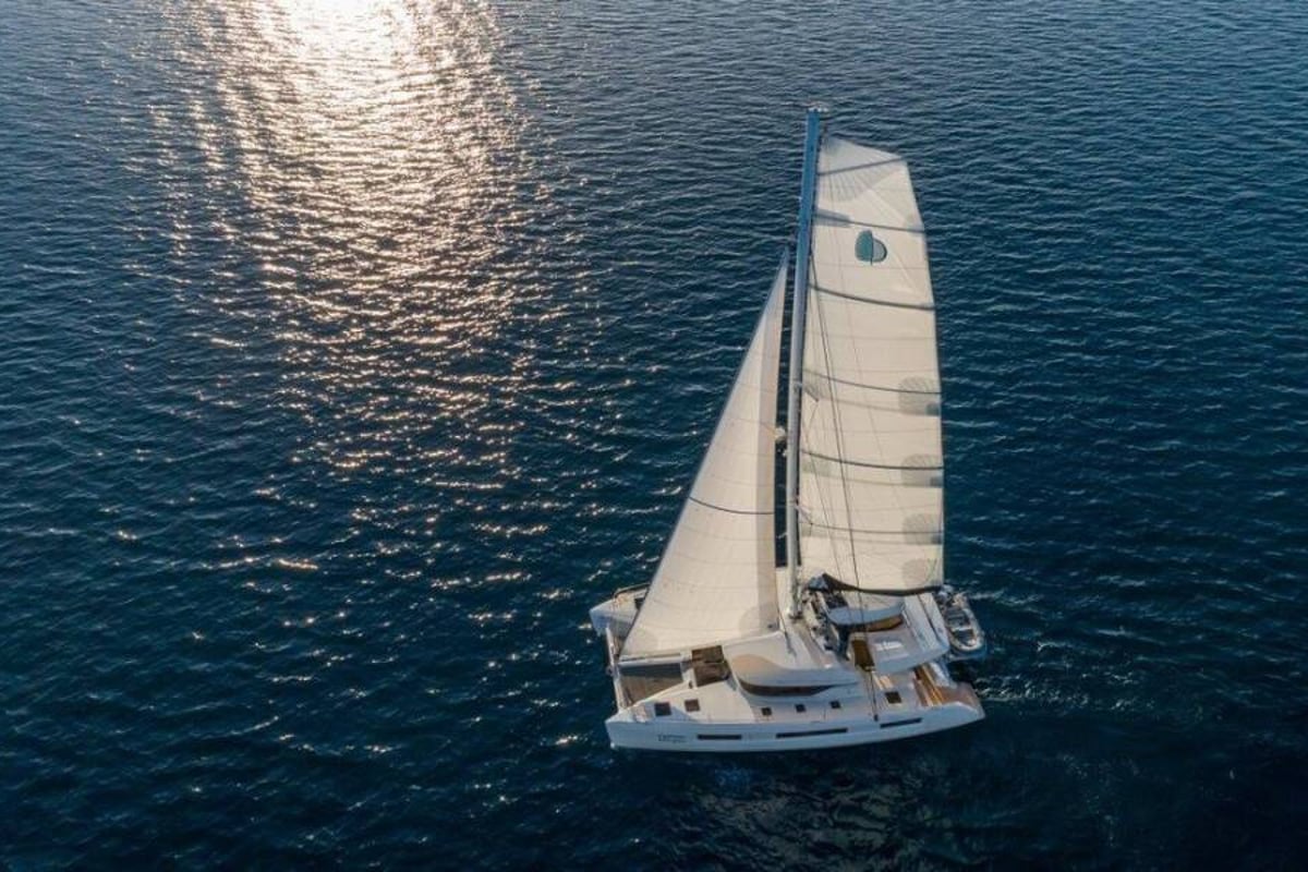 Lagoon 50, Captain Morgan