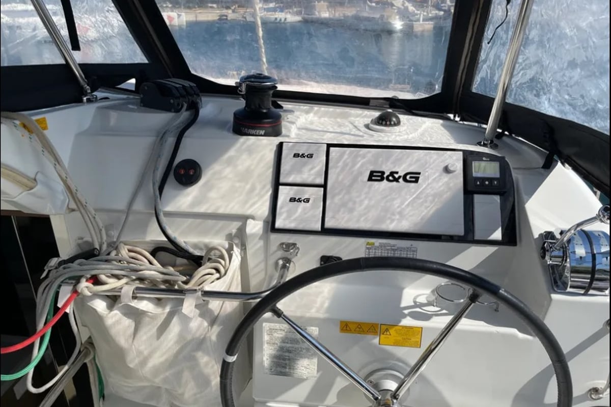 Lagoon 40, BONOBO