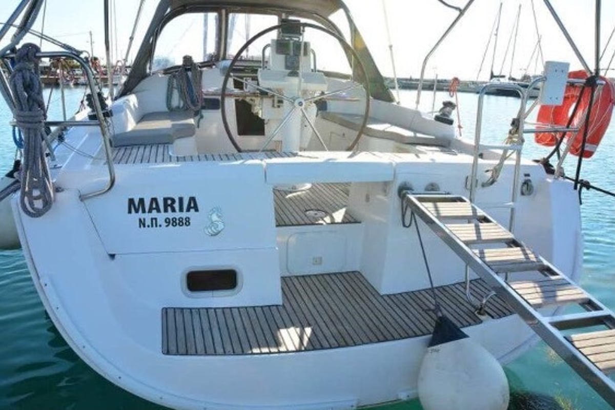 Oceanis 37, Maria