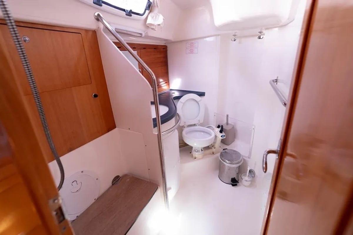Bavaria 38, Mr Bojangles