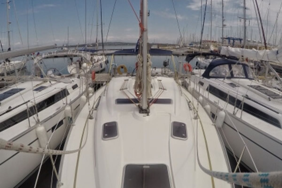 Bavaria 37, Alexandros I