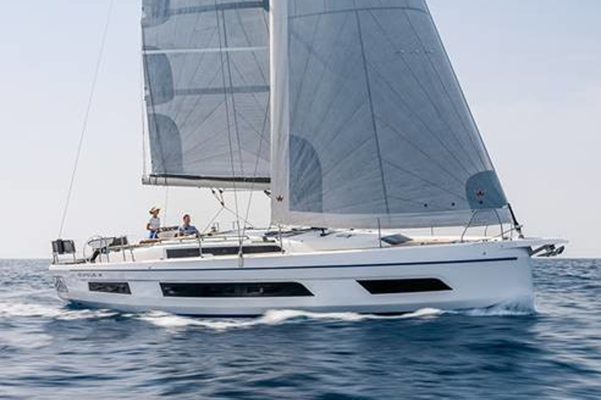 Dufour 41, Iris
