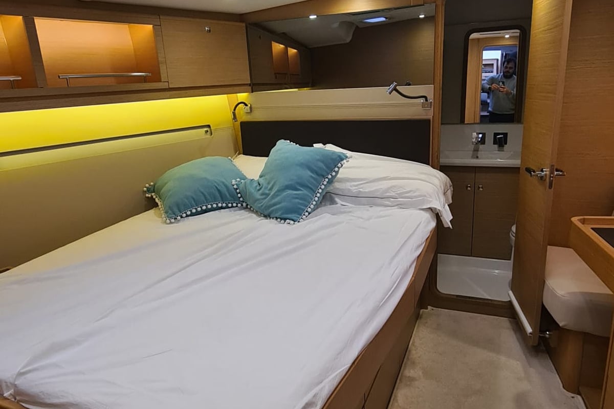 Dufour 56 Exclusive, Premium