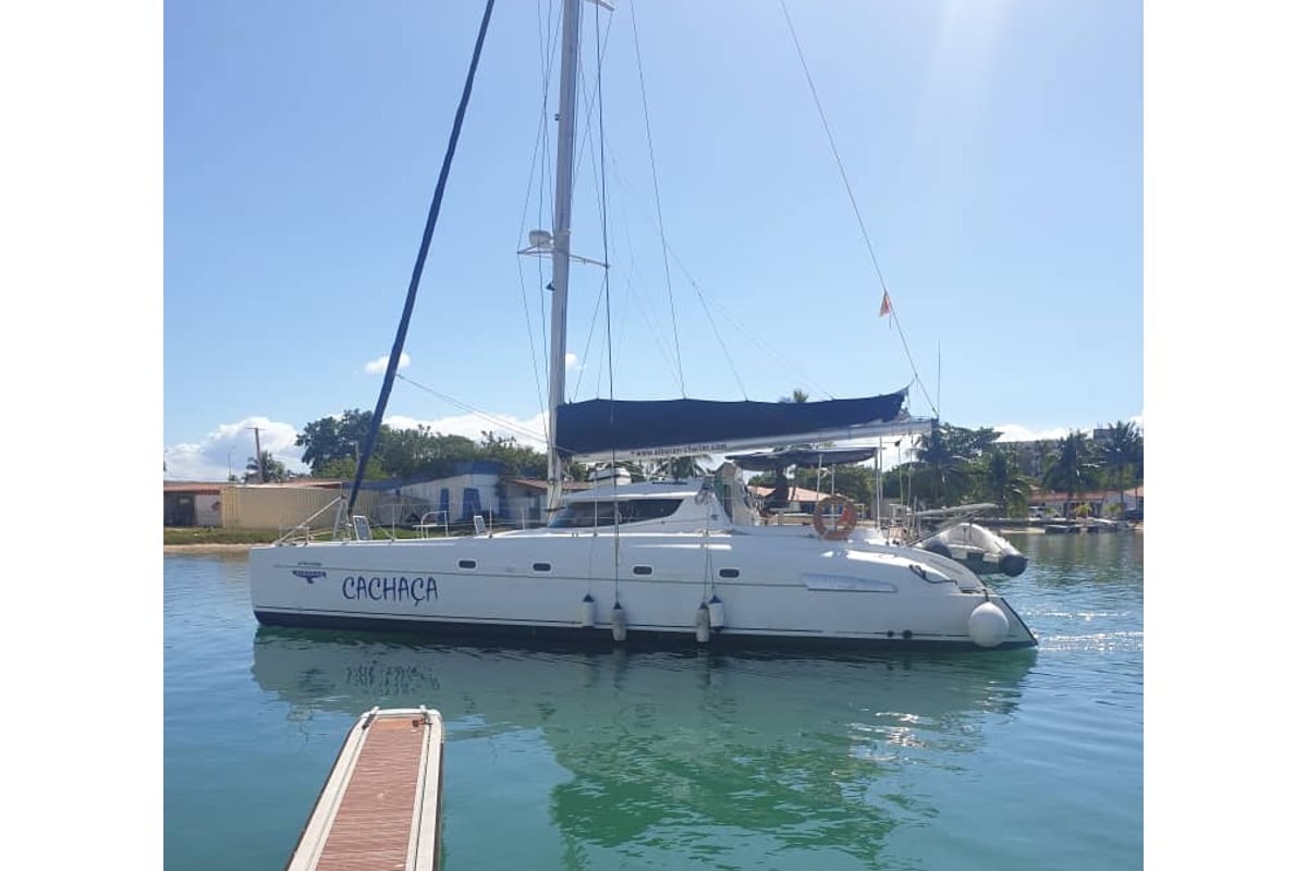Bahia 46, Alboran Cachaça (Cabo Verde)