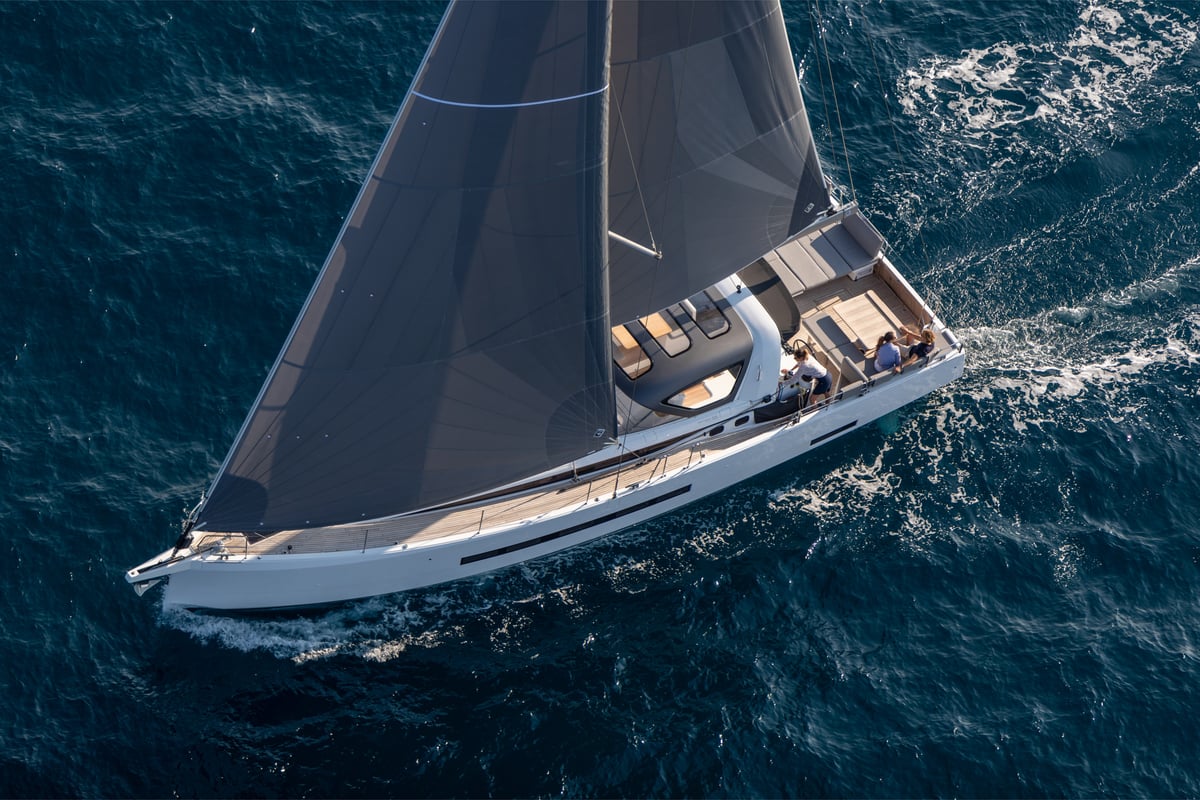 Jeanneau 55, Marina