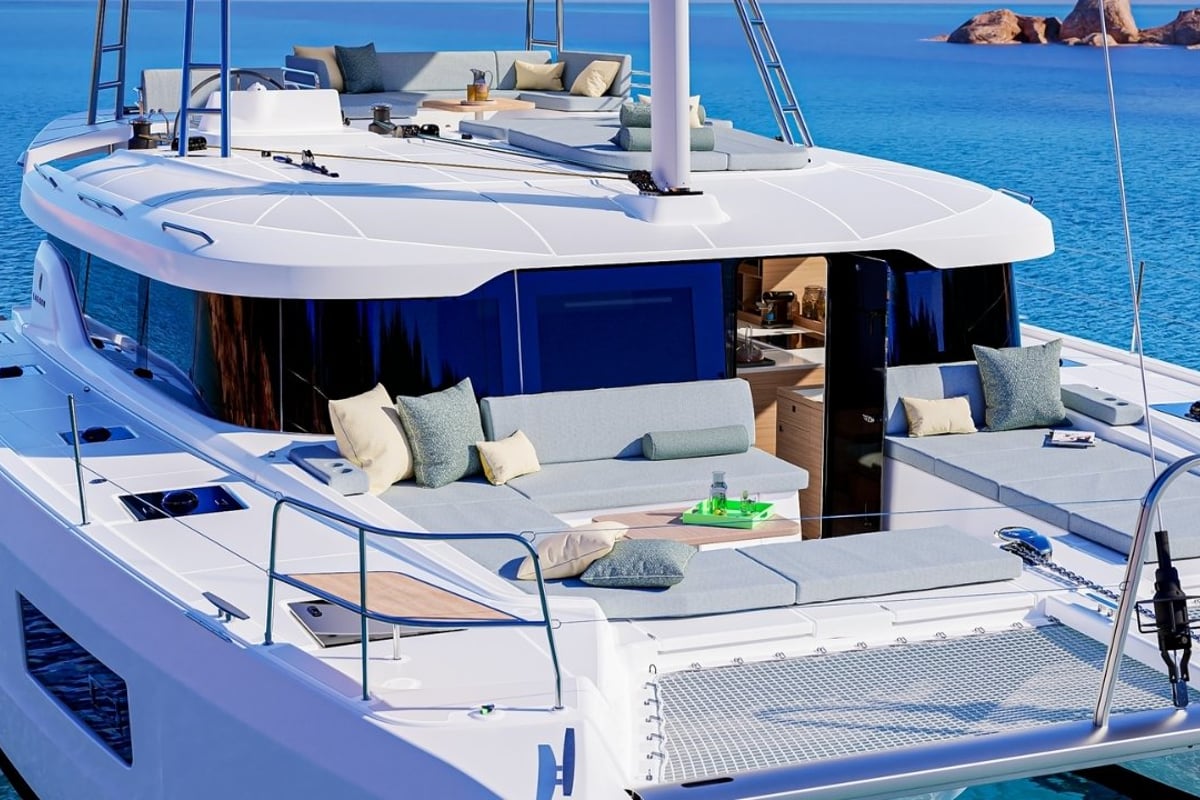 Lagoon 47, Active Cruises