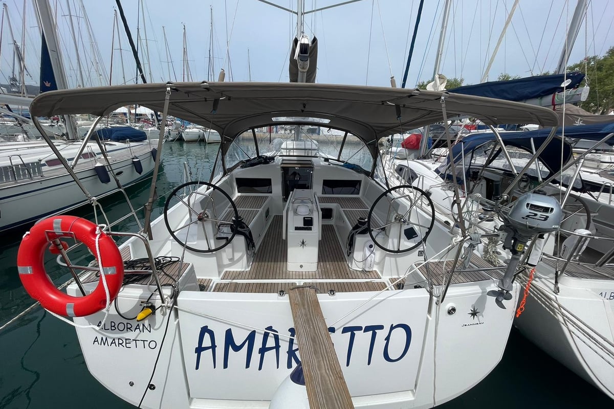 Sun Odyssey 440, Alboran Amaretto