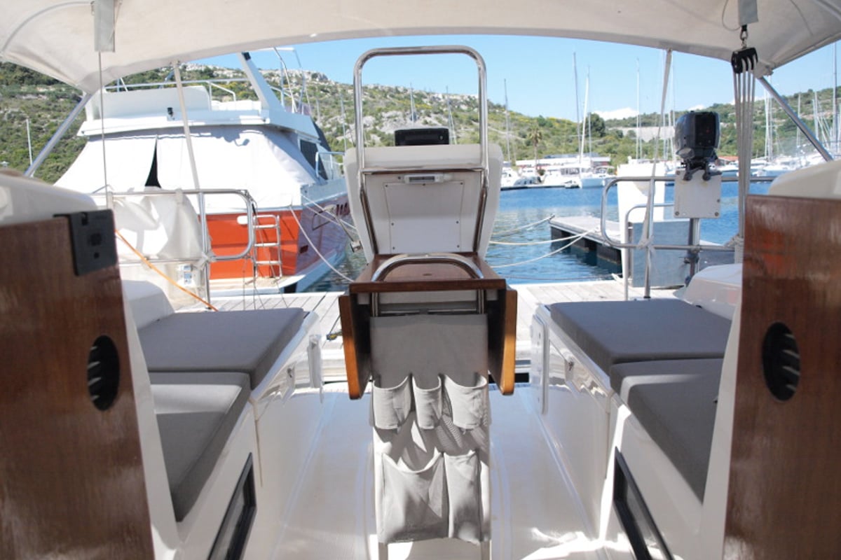 Bavaria Cruiser 36, Sea Wolf