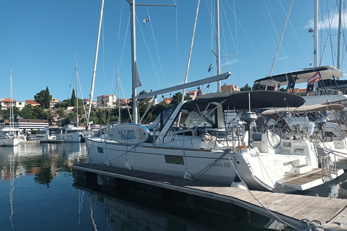 Oceanis 48, LUNA ROSSA