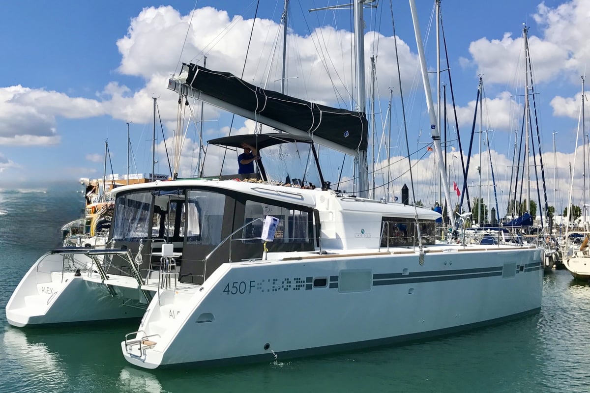 Lagoon 450, ALEX I